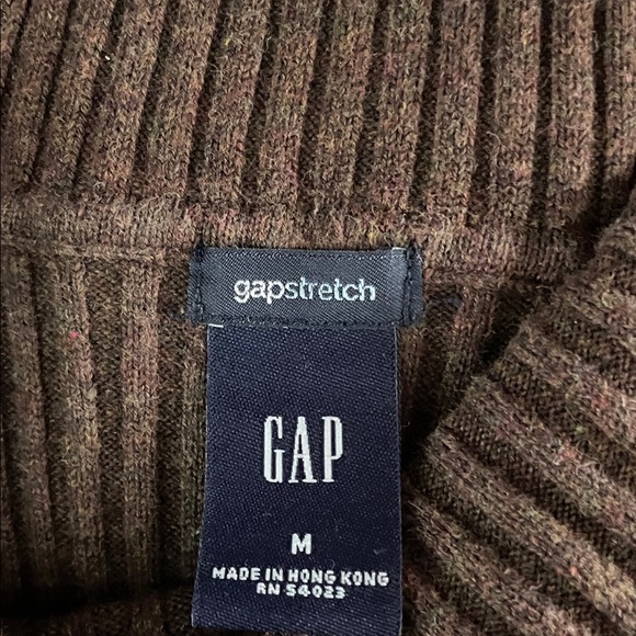 GAP Chocolate Ribbed Turtleneck Sweater - Picture 6 of 6
